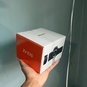 Sony ZV-E10